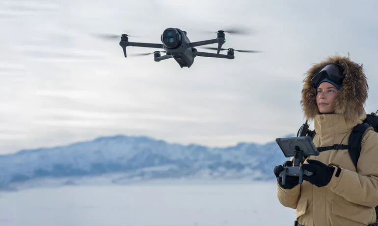Den nye generation AirView Pro 4: Drone med tre kameraer til begyndere og professionelle optagelser.